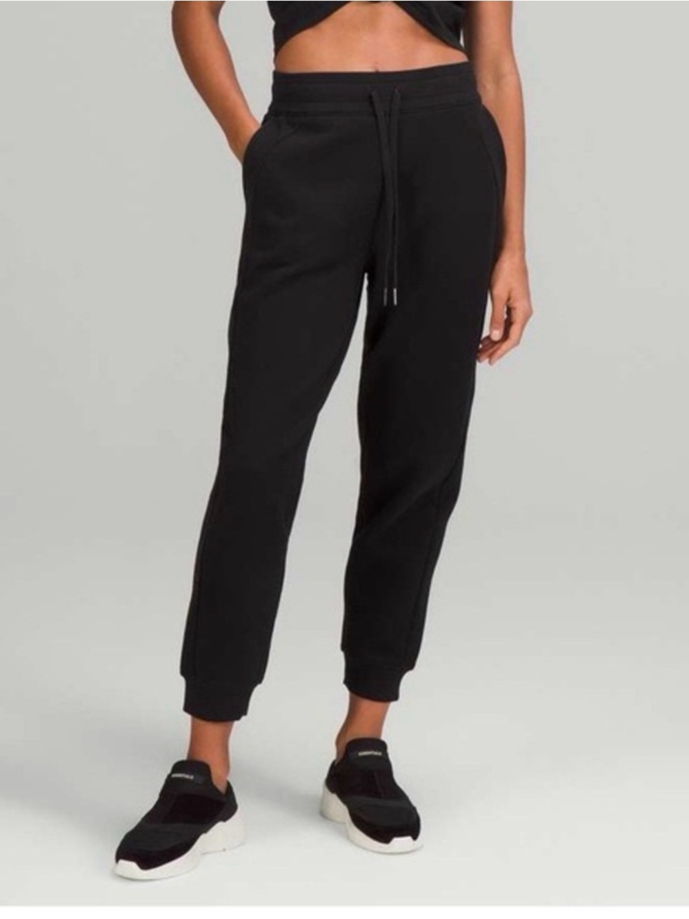 Lululemon Scuba Black Jogger Pants - Sz 4